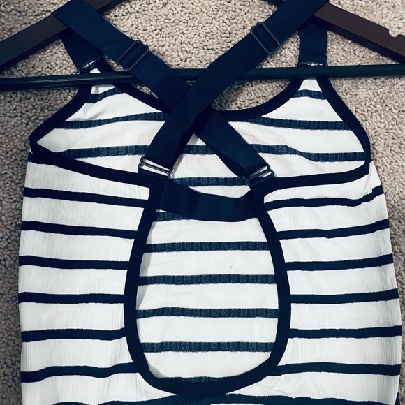 ❤️ Tommy Hilfiger Striped Seamless Bodysuit ❤️ - Picture 4 of 5